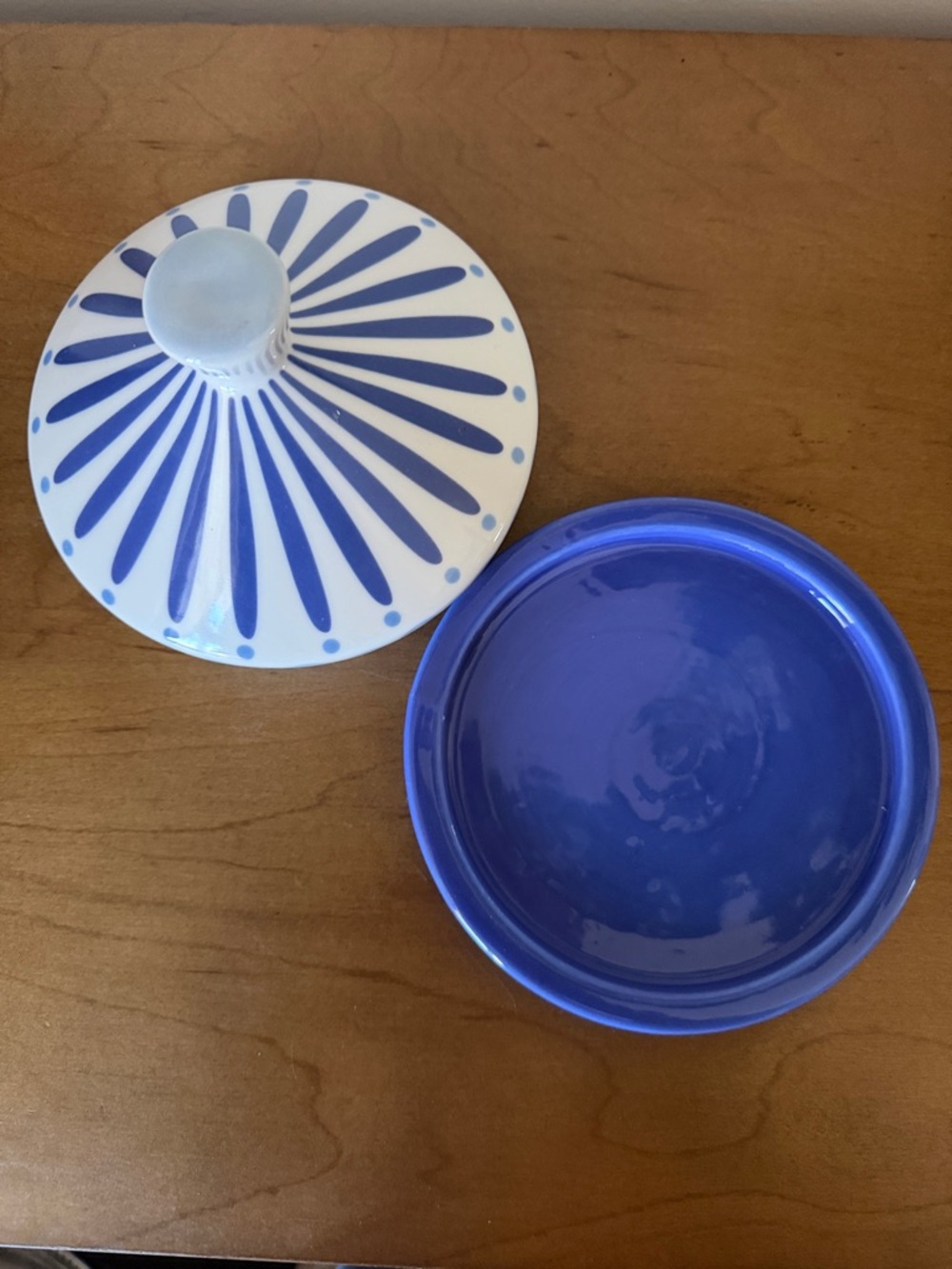 Coton Colors Iris Burst Round Butter Dish. - Picture 3 of 9